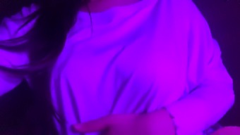 Latina College Girl'S Sensual Solo Playtime