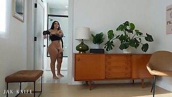 My Roommate Roxanne Roselle Has A Big Booty That Swallows Me Whole.